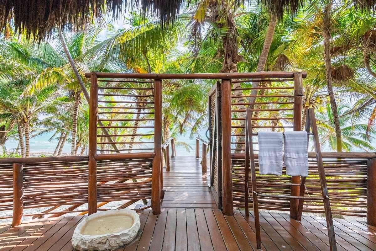 Beach Access Casa Nalum