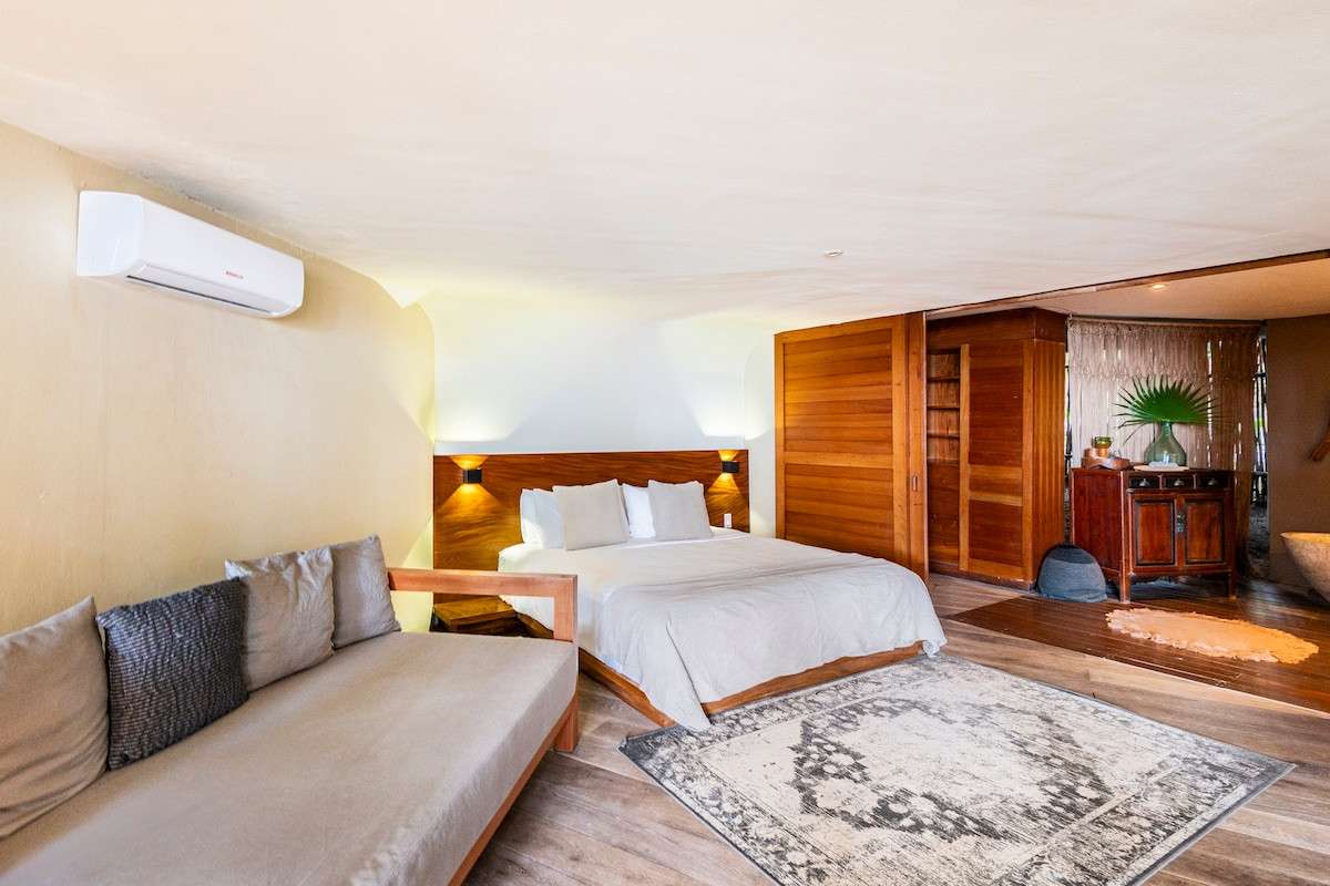 Casa Nalum | Eco Chic Villa 5BR Ocean‑Lagoon Haven